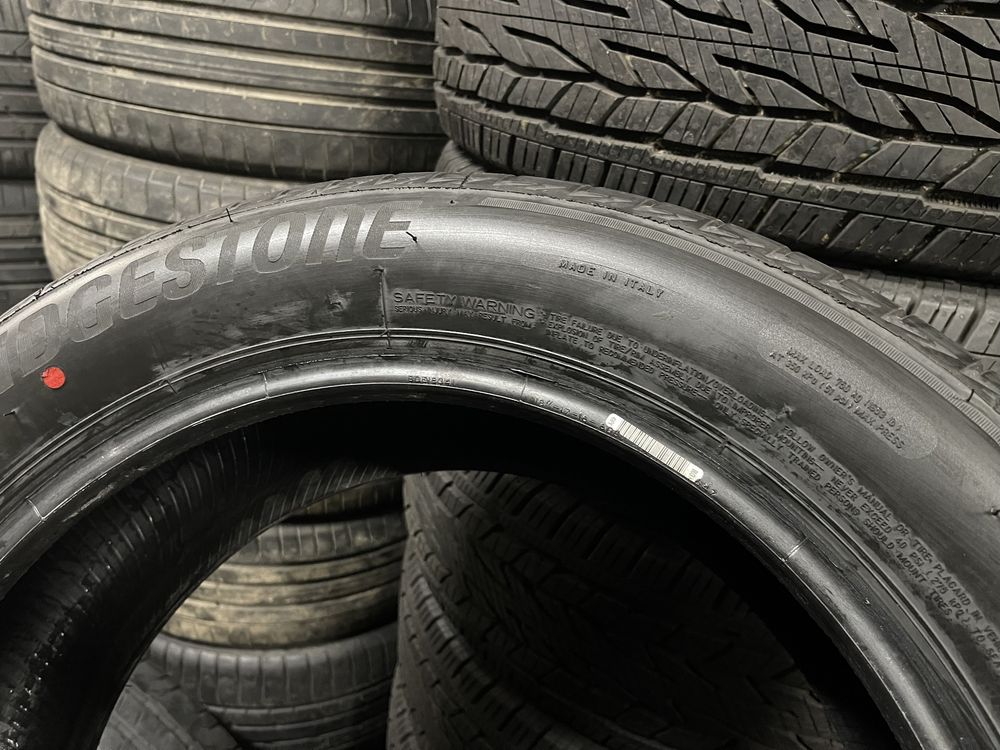 4xBridgestone 225 55r18., 2022 7mm