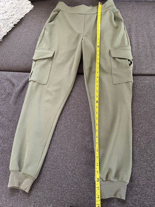 Spodnie khaki bojówki reserved