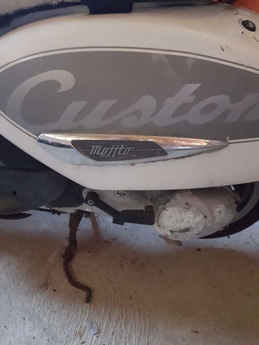 Aprilla moijto custom 50