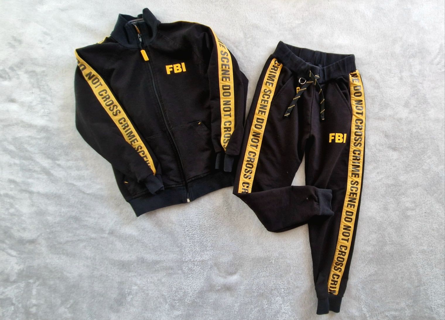 Komplet dresowy FBI