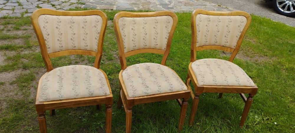 Krzesła 3 sztuki dębowe solidne