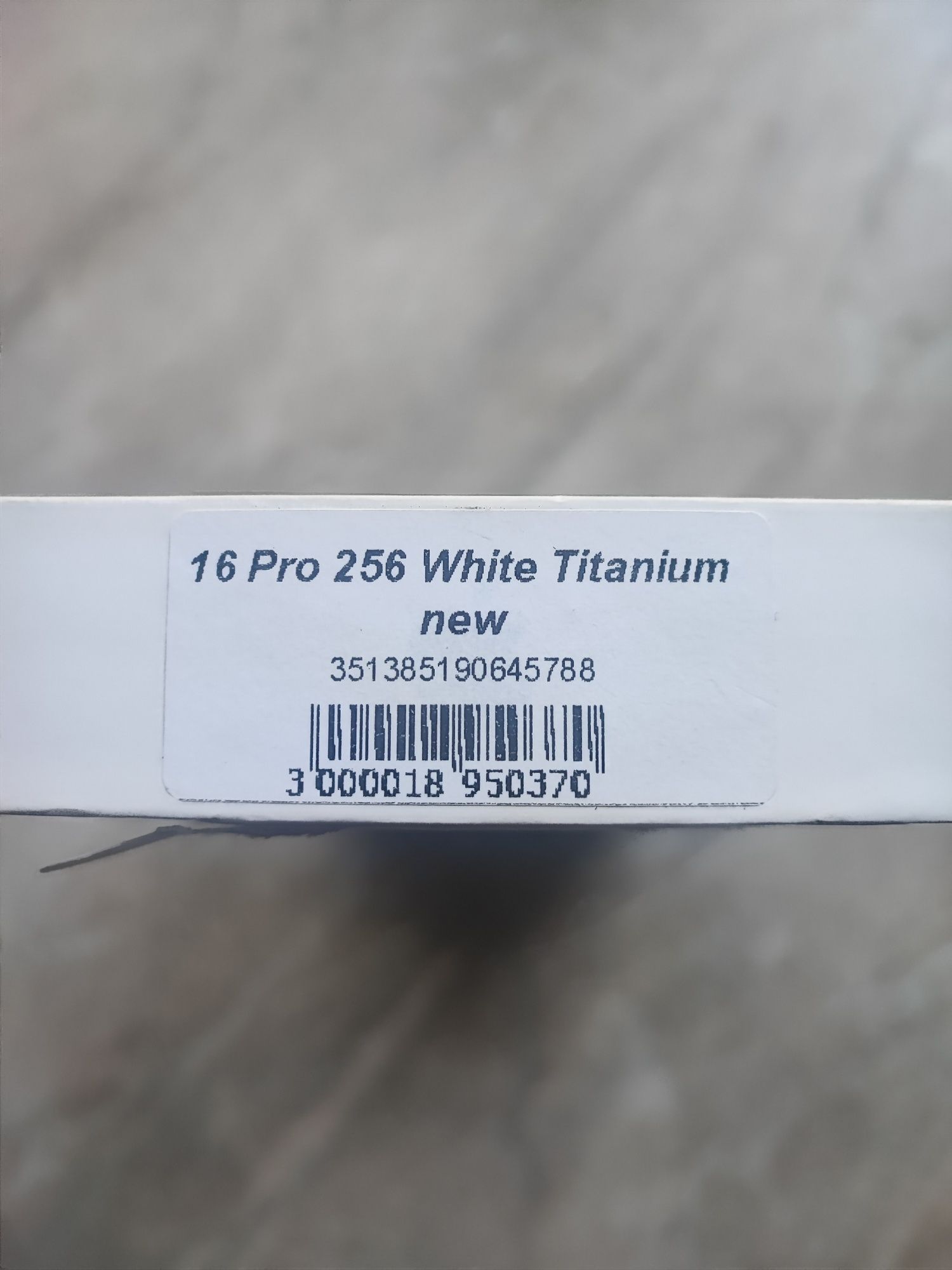 Продам iPhone 16 Pro 256 White Titanium