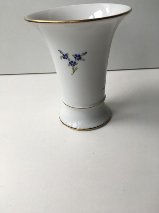 Vaso de porcelana , Hoscht,AG-159, pintado á mão, cerca 1950