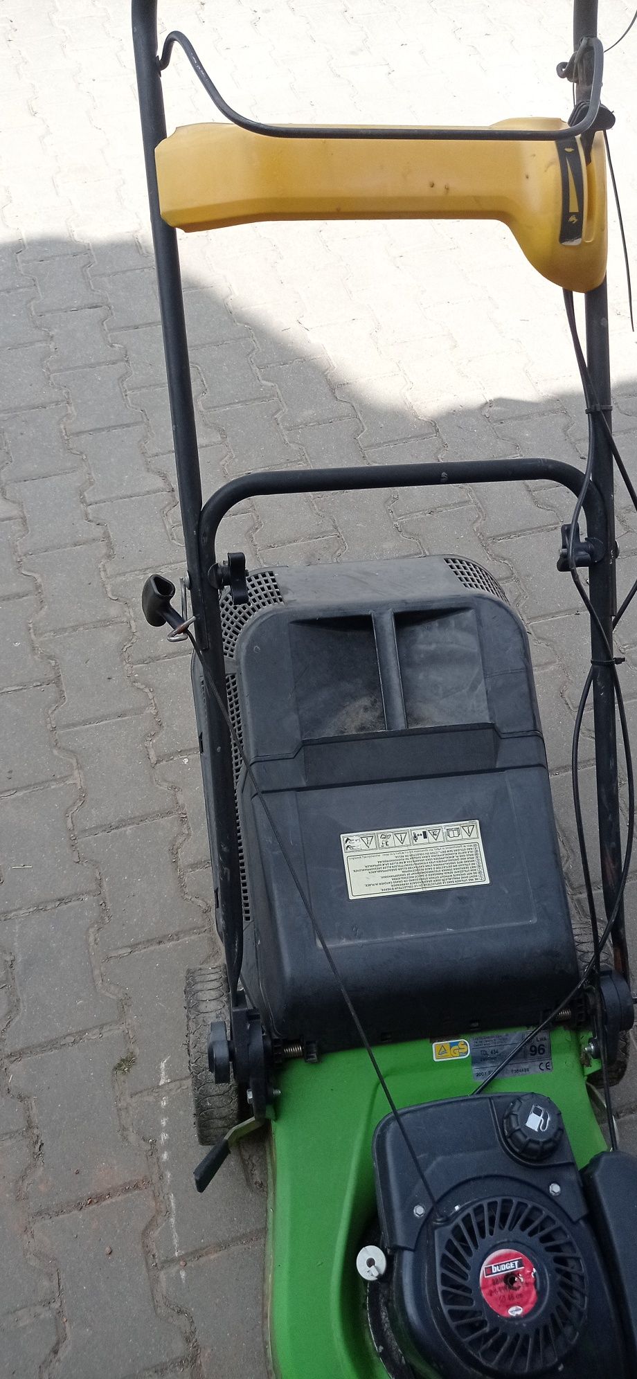 Sprzedam kosiarkę spalinową