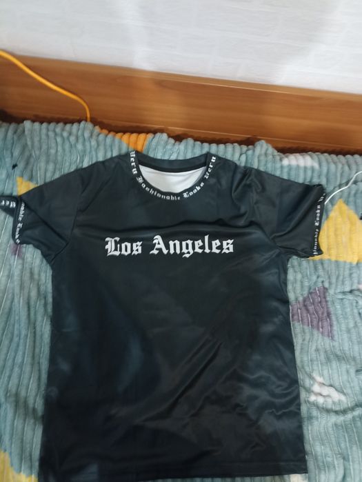 Продам. Футболку