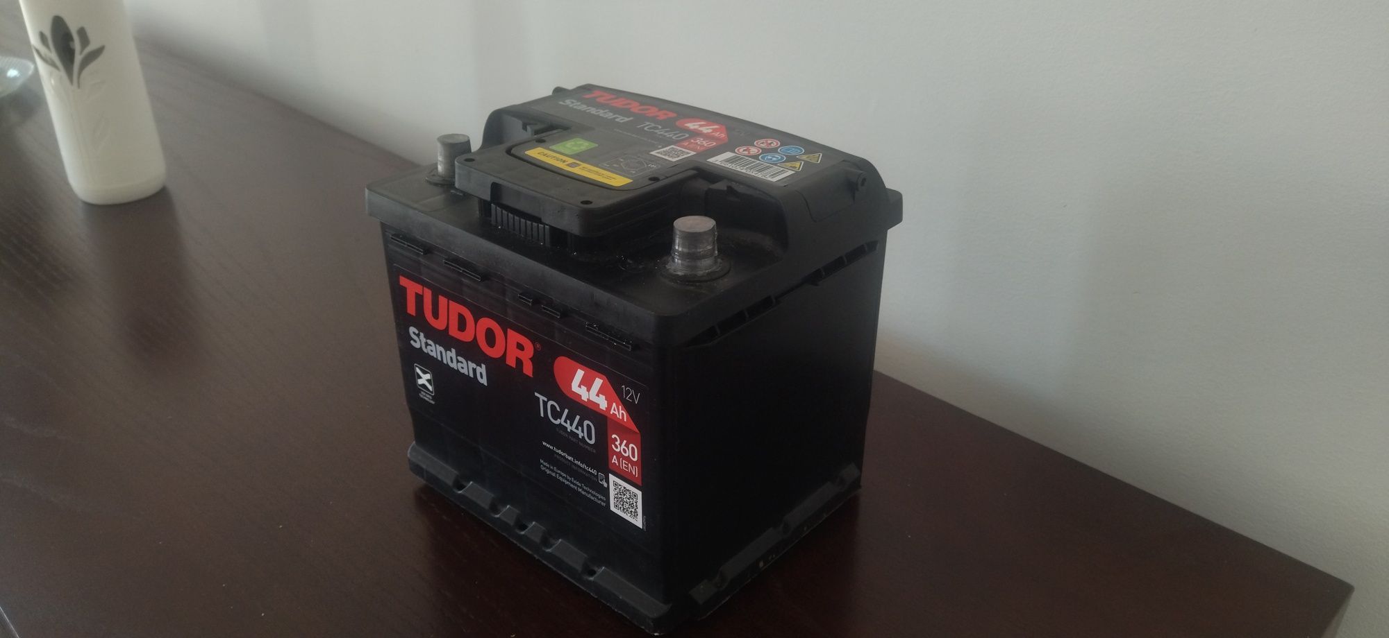 Bateria Tudor Standard TC440 44Ah 12v