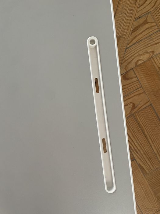 Tabuleiro altura regulável