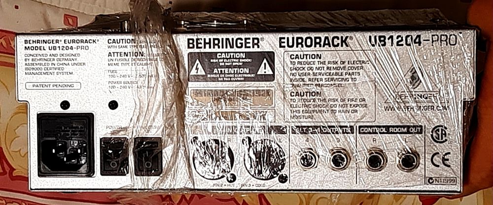 Mesa de Mistura de 12 canais