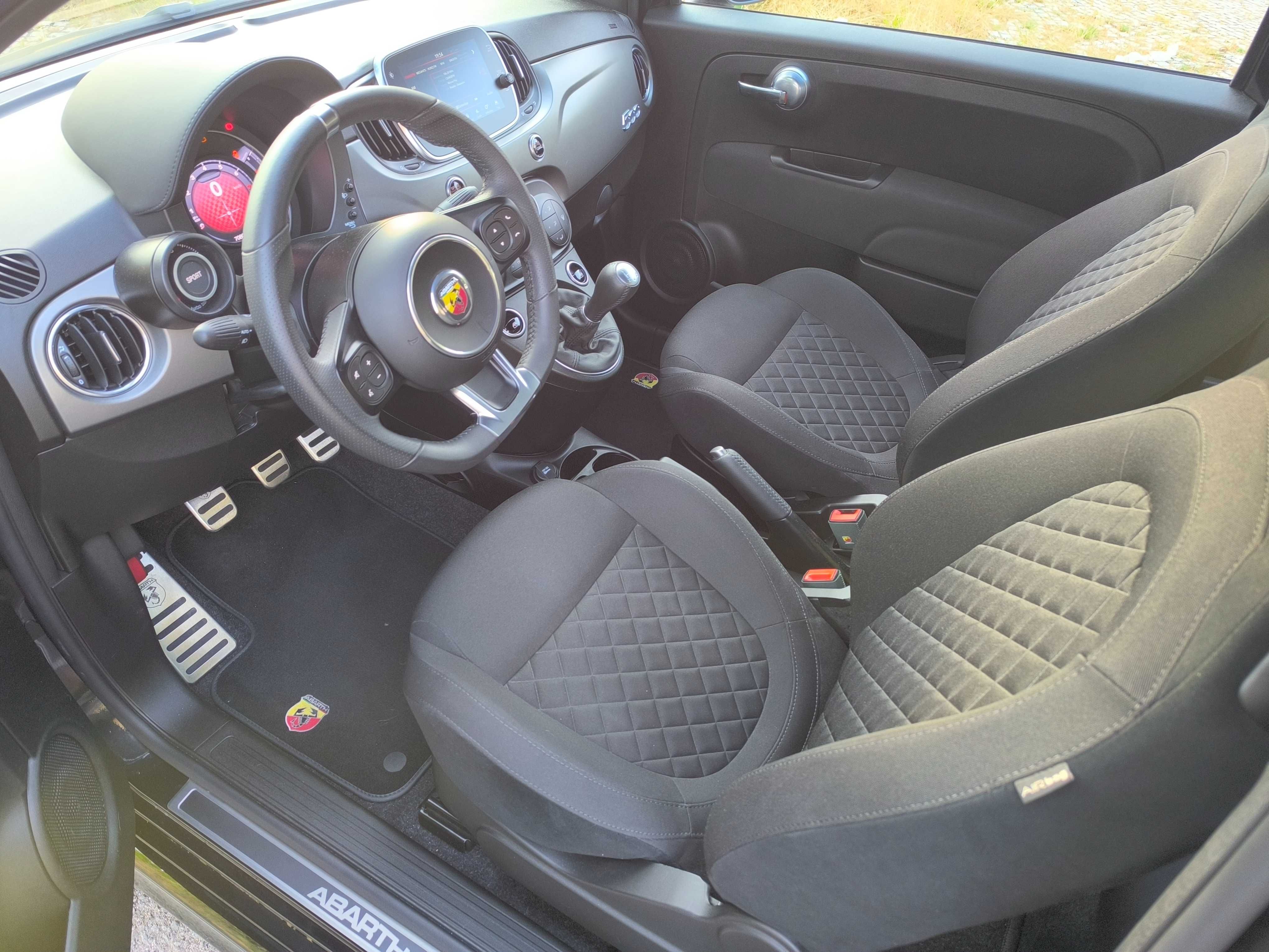 Abarth 595 T-Jet Pista 3.0 impecável