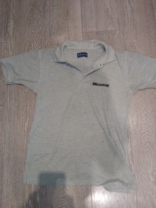 Рубашка Майкрософт, с принтом на спине