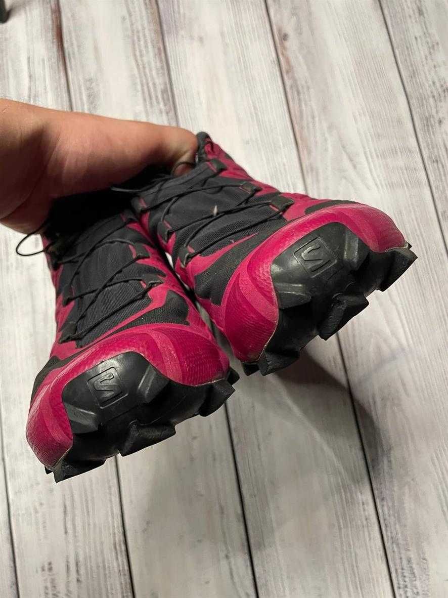Трекинговые кроссовки Salomon Speedcross