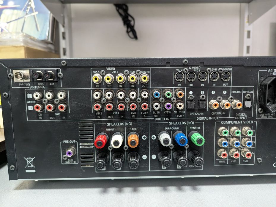 6.1 AV-ресивер Harman Kardon AVR 135. Пульт! Вага 11 кг.