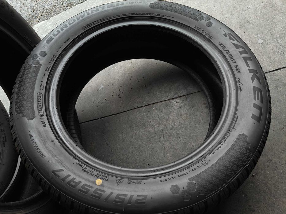 R17 215 55 шини зимові Falken Eurowinter HS02 протектор 8мм