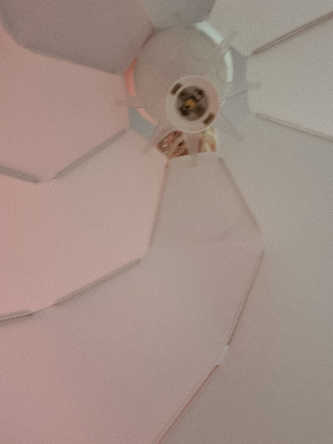 Lampa wisząca biała