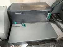 Encadernadora espiral Fellowes Metal 100