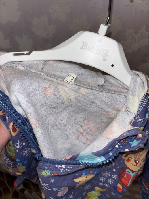 Теплі флісові дитячі чоловічки на 9-12м.за….