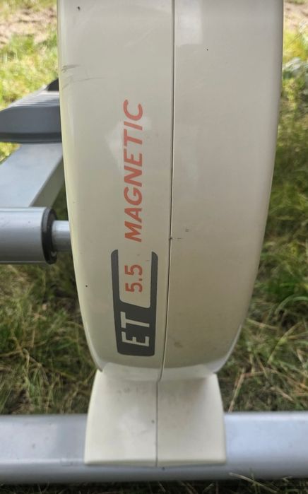 Orbitrek rowerek trenażer magnetyczny 
- opór magnetyczny, 8-stopniowy