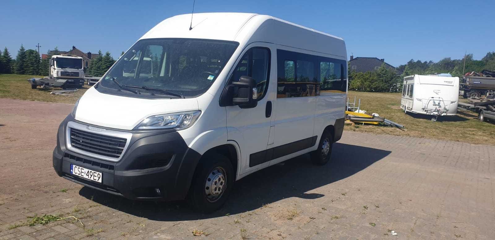 Wynajem busa 9-osobowy Peugeot Boxer , najem pojazdów , autolawety