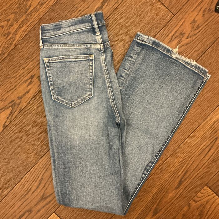 Джинси кльош GAP