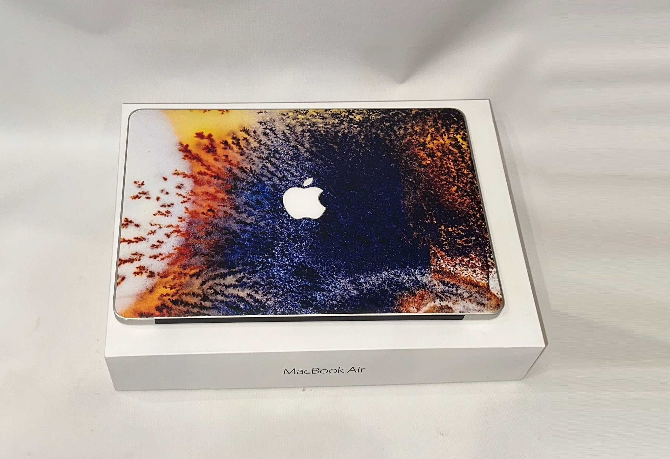 Idealny MacBook Air 13 A1466 / 2017 i5 8GB 128GB 89 Cykli OS Ventura