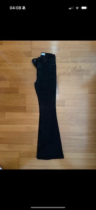 Calças à Boca de Sino Bershka