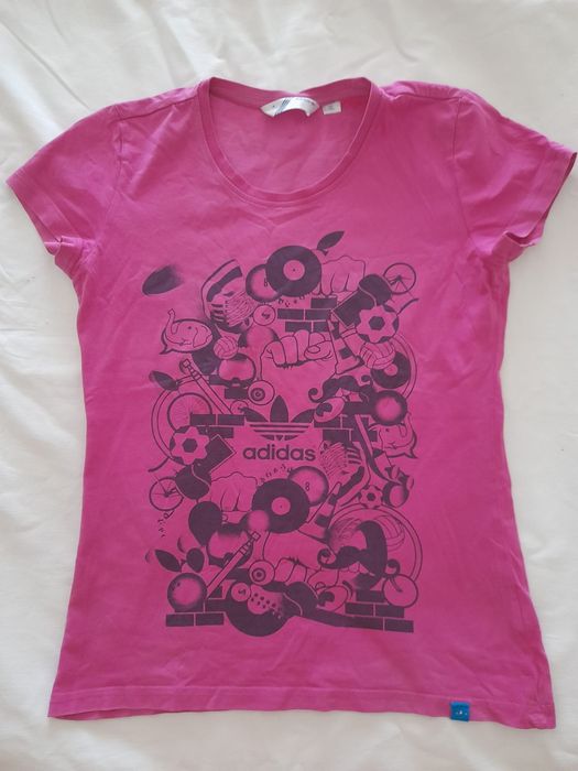 T-shirt das Adidas
