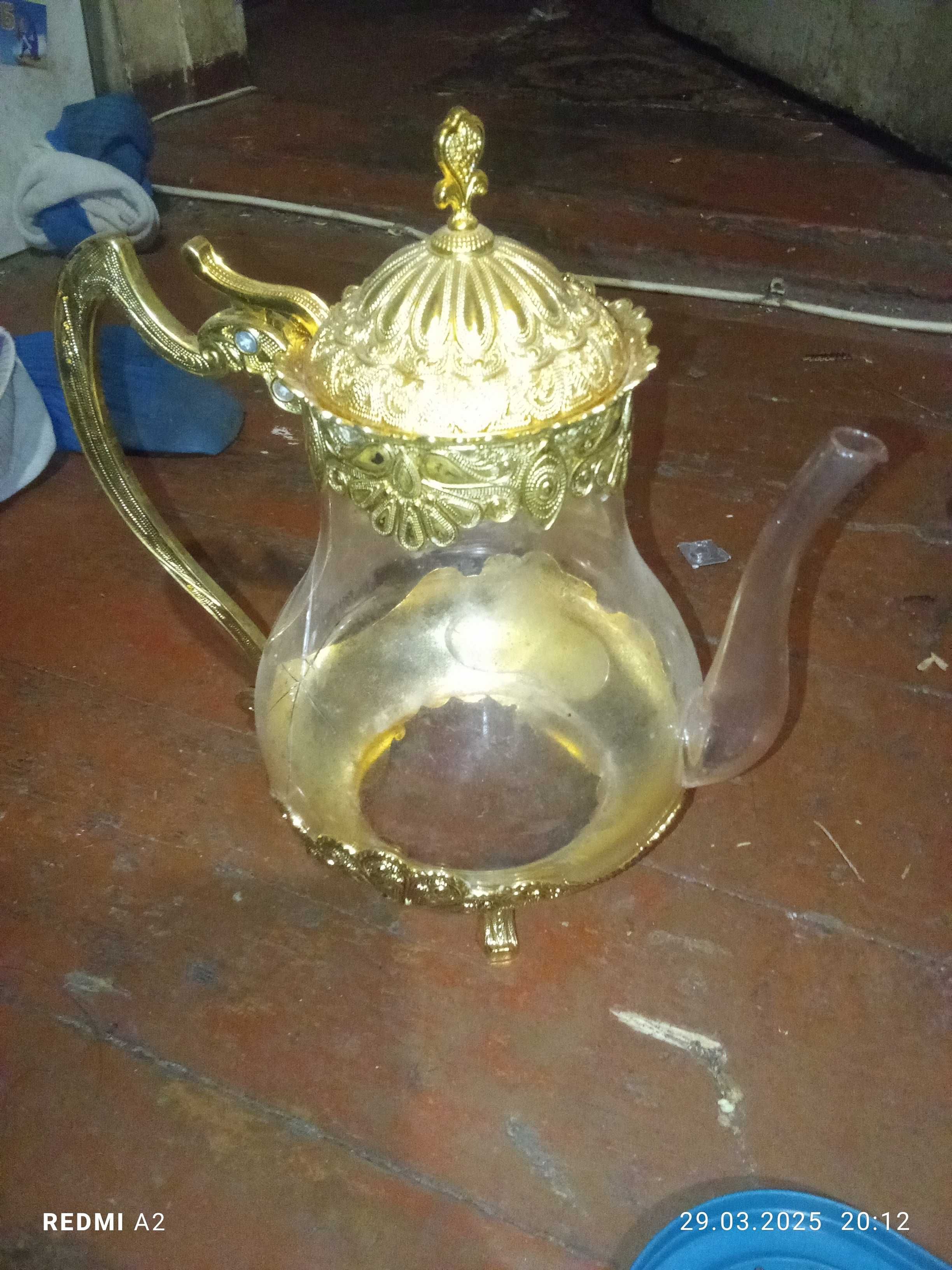 Позолочений чайнечок. Турецький.