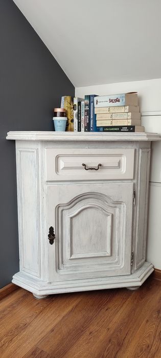 Komoda narożna do kompletu