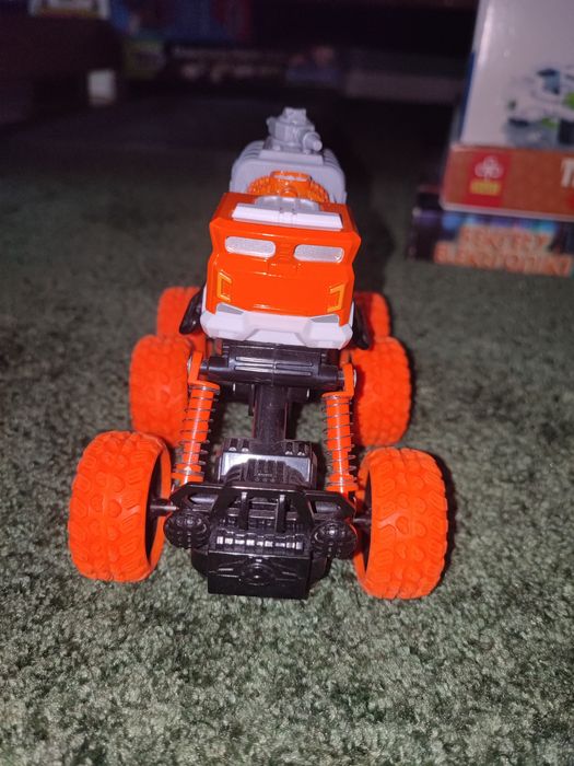 Samochód Monster Truck