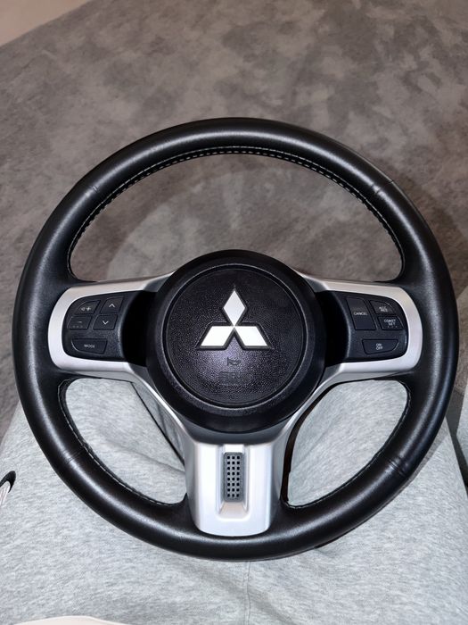 Volante mitsubishi evo com AIRBAG