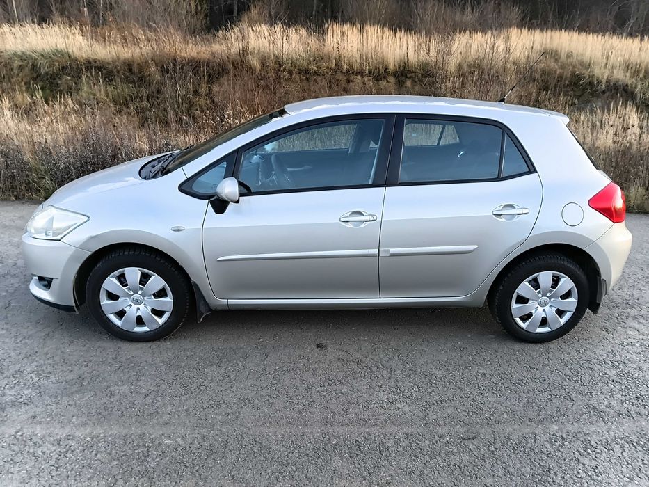 Тайота Ауріс 2008р