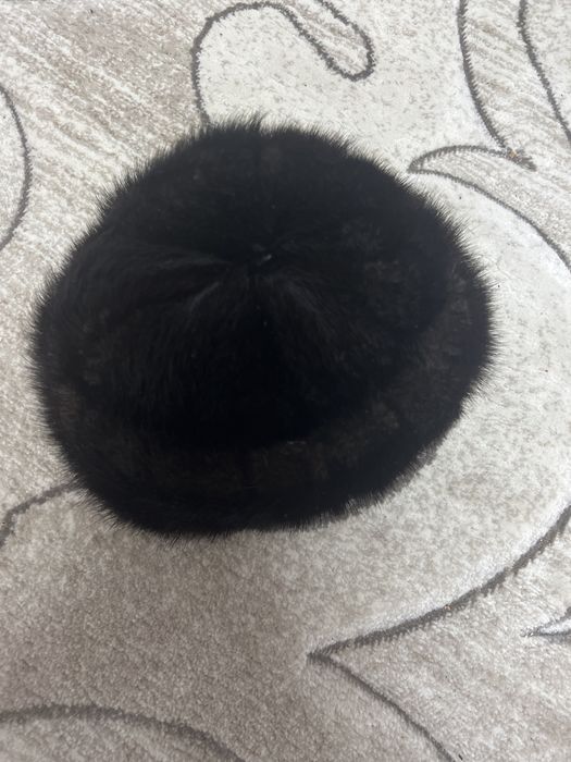 Норкова шапка жіноча