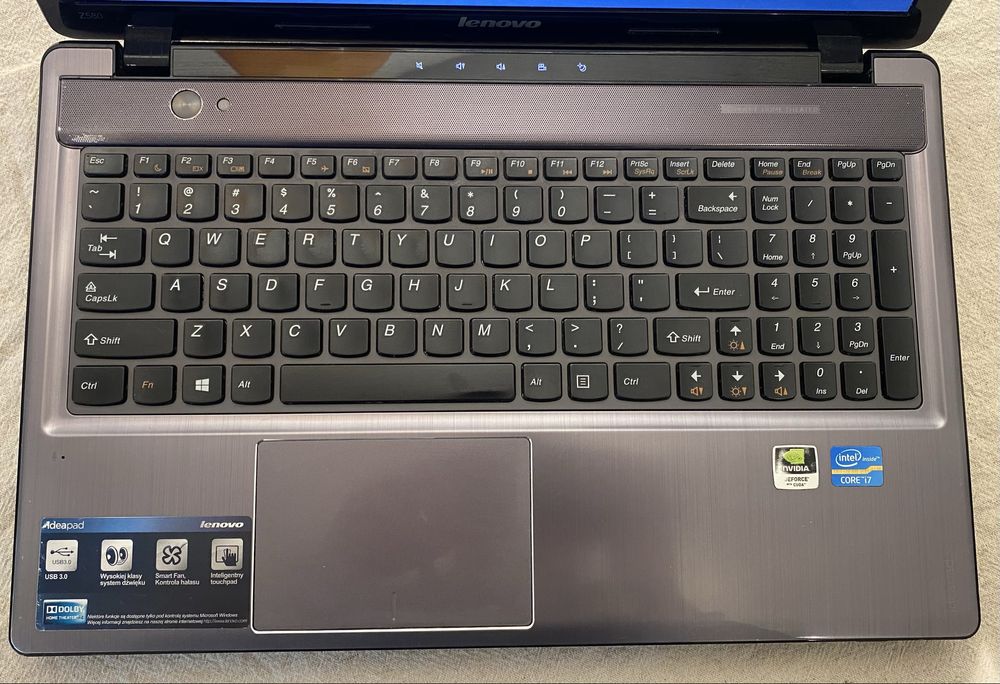 Laptop Lenovo ideapad Z580 8 GB RAM / 932 GB HDD / Intel Core i7