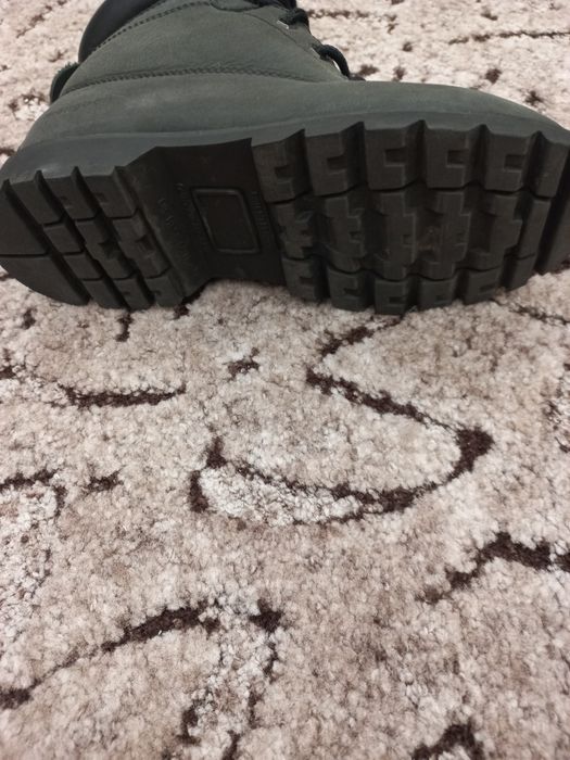 Чоботи 39 розмір