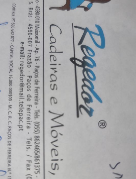 Mesa de Jantar em cerejeira, 180cm a 330cm por 120cm com 6 cadeiras.