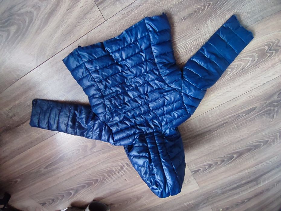 Cienka pikowana kurtka granatowa Reserved 80