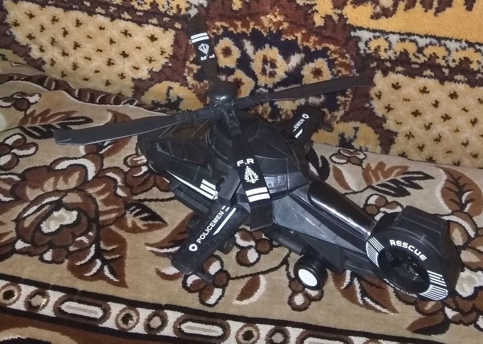 Вертелет музыкальный в рабочем состоянии