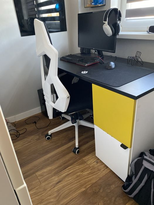 Meble dziecięce młodzieżowe vox modulowe biurko szafa regal