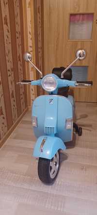 Skuter elektryczny Vespa dla dziecka