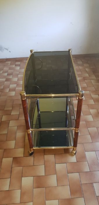 Mesa de TV em vidro