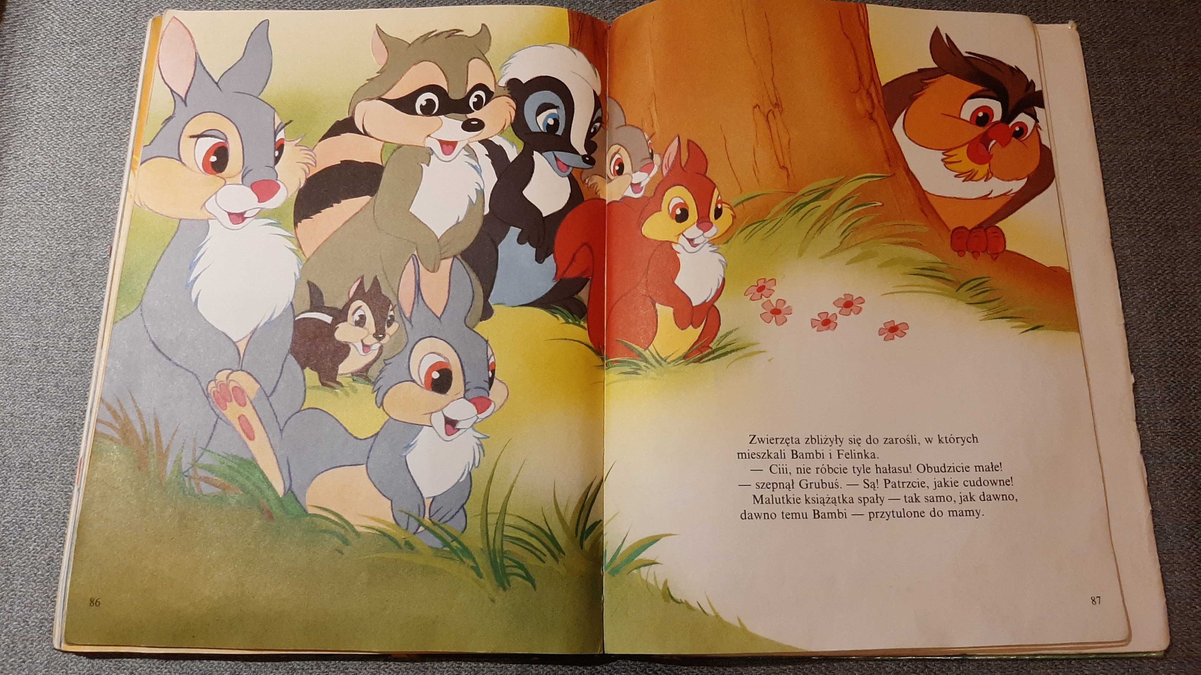 Bambi i Zajączek Tuptuś Disney format A4 twarda oprawa Sarenka Jelonek