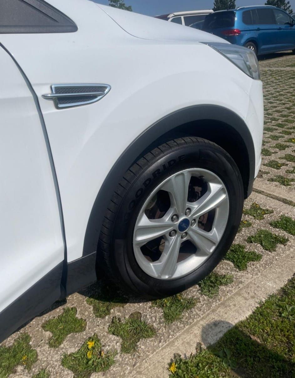 Kuga 2.0 150 koni Euro 6 Anglik