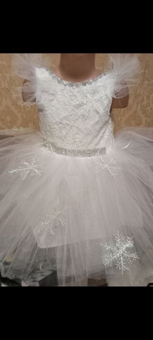 Сукні сніжинки дитячі  великий вибір  від 350