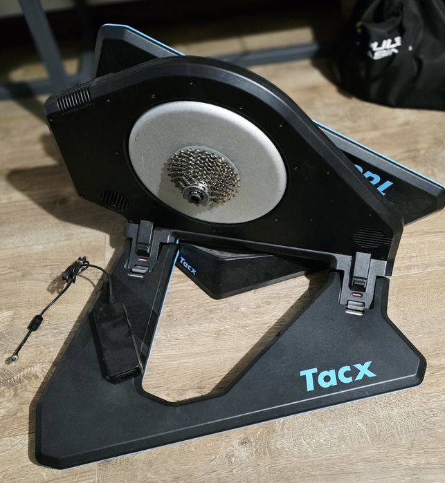 Trenażer NEO 2 Smart