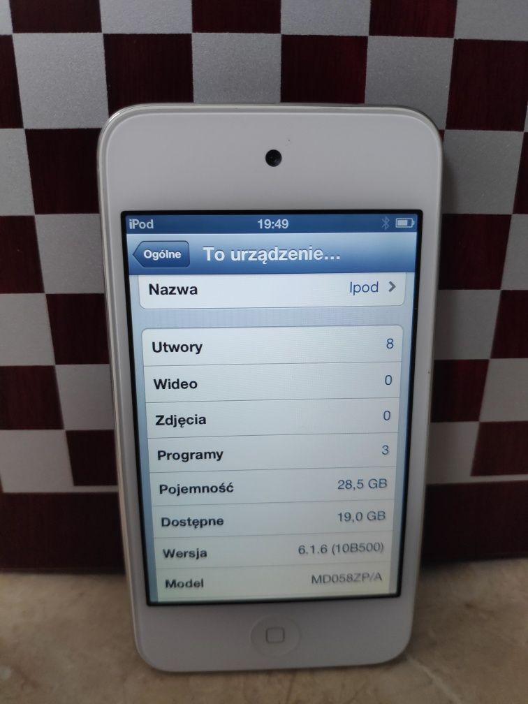 Ipod touch 4 gen 32gb + kabel