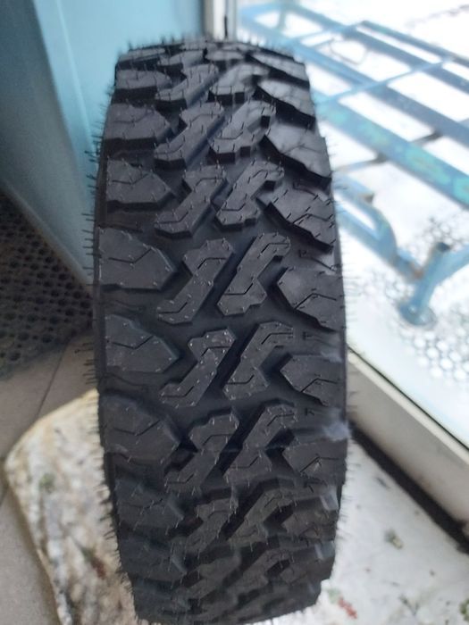 Opony Terenowe 225/85 R16 Wzór Yokohama Geolandar M/T