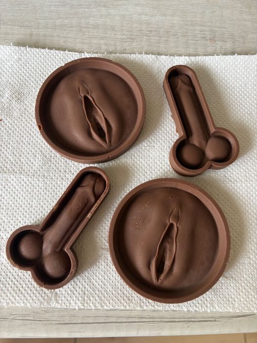 Шоколадна(шоколад) 18+ плитка оригінальної авторської форми