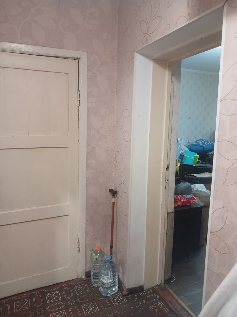 2 комн -55 метров с балконом. Центр. АГВ. Ремонт. Мебель. ул.Столбовая