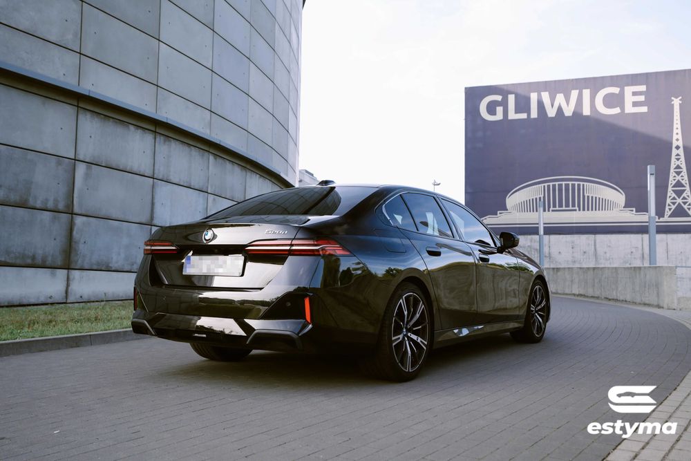 Wynajem samochodu, wypożyczalnia samochodów Estyma - BMW 5 G60
