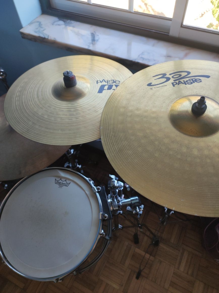 Vendo Bateria Pearl/Material